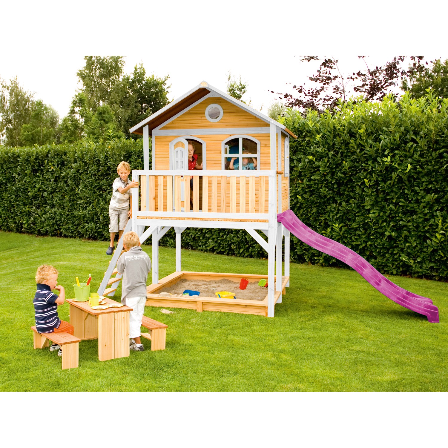 Axi Marc Spielhaus Braun - Weiß mit Lila Rutsche 212 x 432 x 293 cm