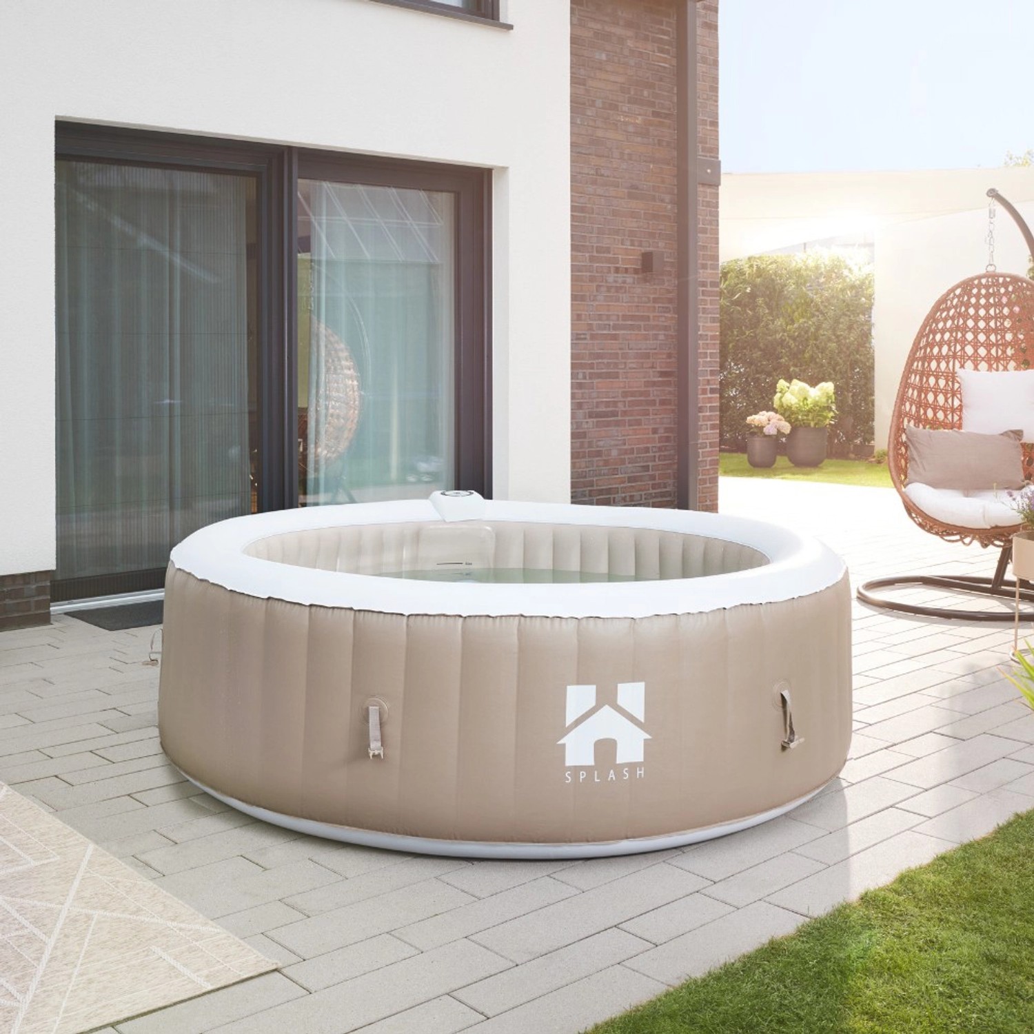 Home Deluxe Outdoor Whirlpool SPLASH für bis zu 6 Personen Beige inkl. Abdeckung