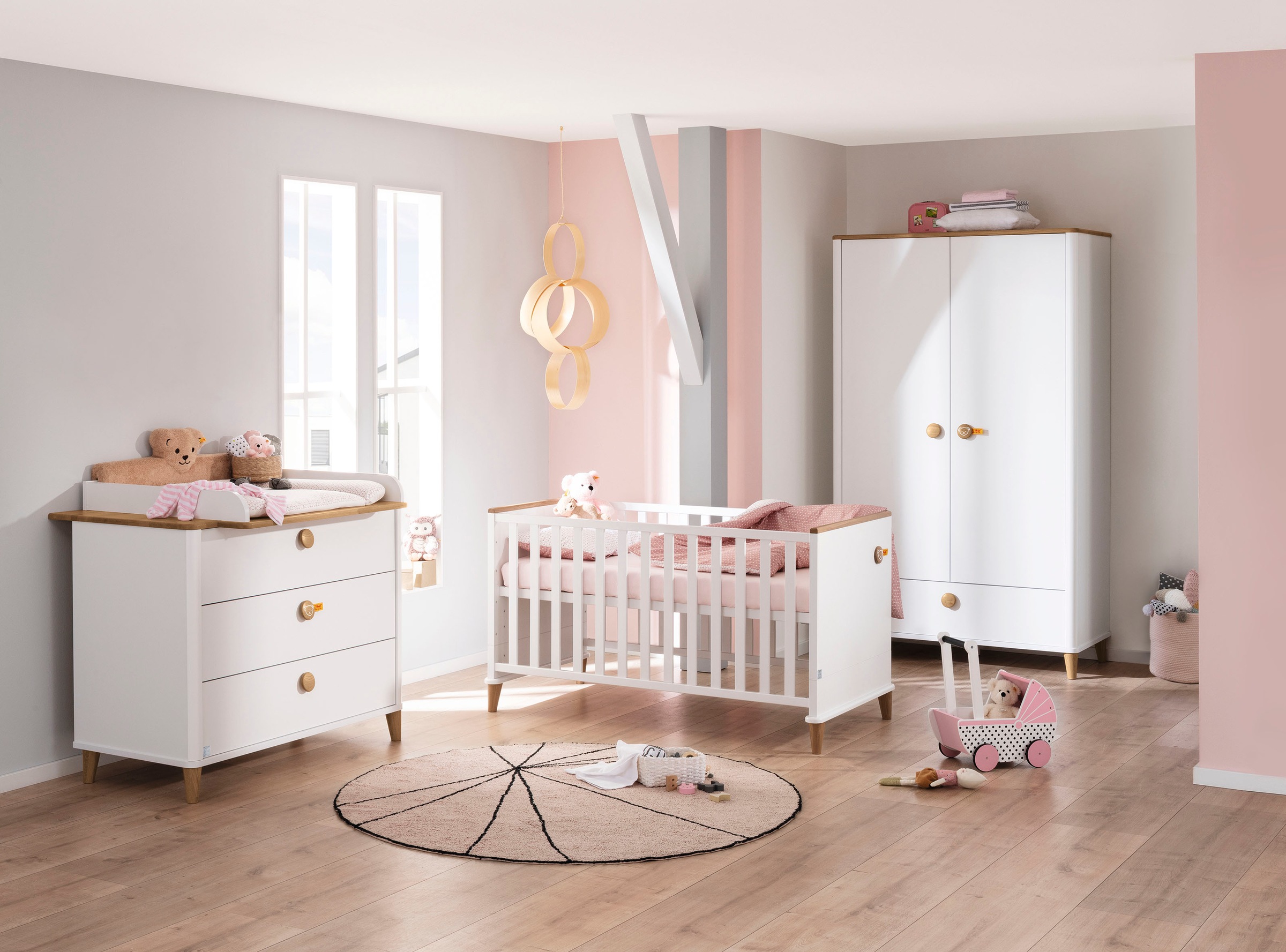PAIDI Babymöbel-Set »LOTTE & FYNN Steiff by PAIDI, hochwertiges Babyzimmer komplett« Babybett, Wickelaufsatz und Wickelkommode, 2-türiger Schrank, 4 Stk. tlg. (Spar-Set) in Weiß, Babybett, Kleiderschrank, Kommode + Wickelaufsatz