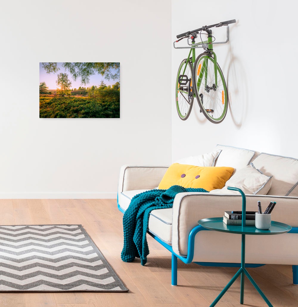 Komar Leinwandbild »Sommerabend - Größe 60 x 40 cm« Baum Berge Blätter Foto Jahreszeiten Landschaft Meer Natur Palmen Strand Packung, 1 Stk. tlg. Keilrahmenbild mi Echtholzrahmen