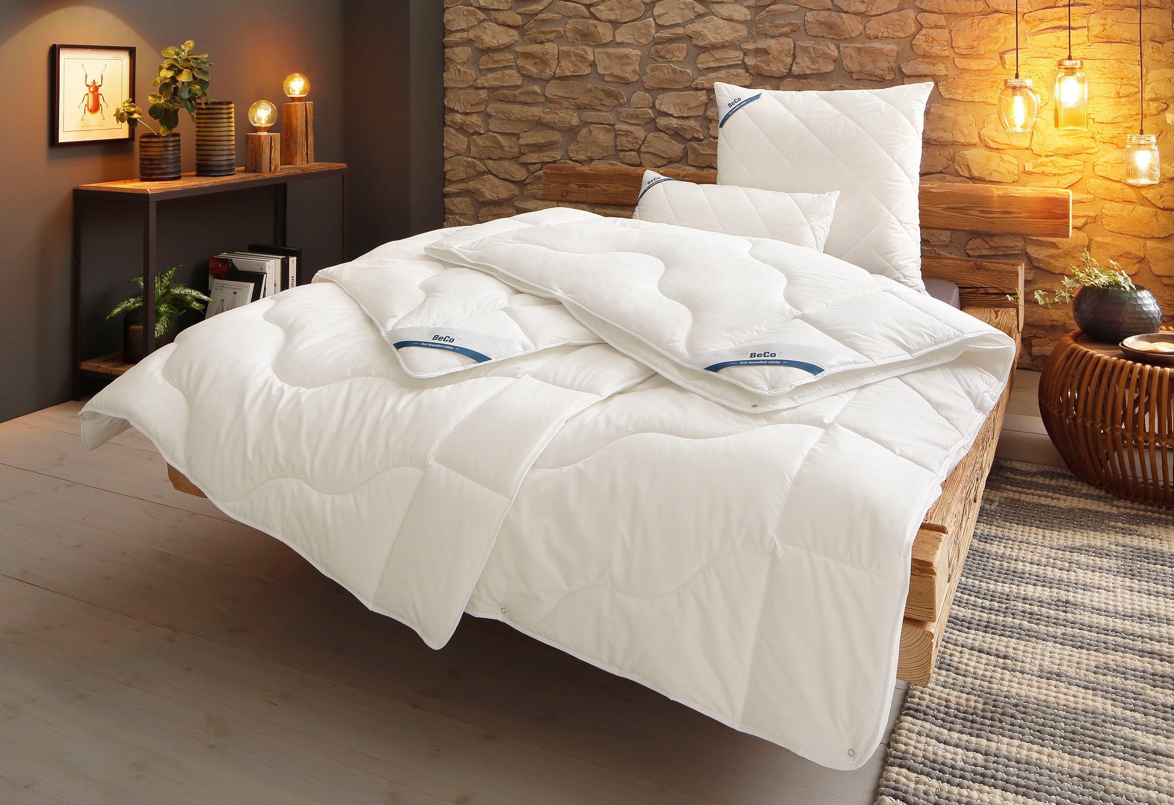 Beco Microfaserbettdecke »BeCo Greenfirst, Bettdecke 135x200 und weitere Größen!« warm Füllung Klimafaser 1 Stk. tlg. Bettdecke 'normal' getestet von Trusted Heroes mit einer Note von 1,0!