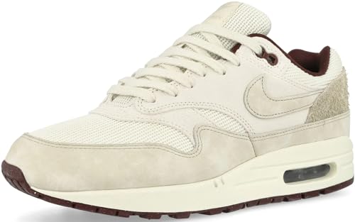 NIKE Herren AIR MAX 1 PRM Sneaker, Sail Lt Orewood BRN Phantom, 44 EU