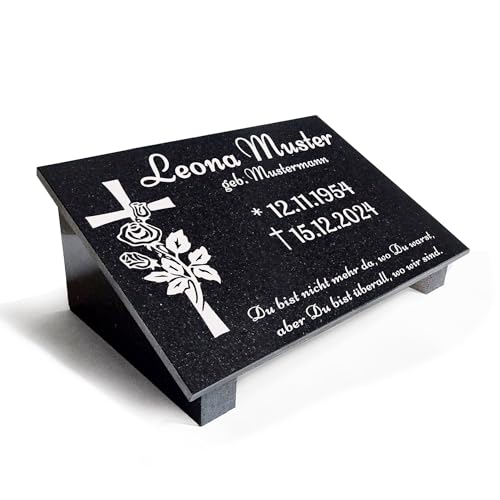 Grabstein aus Granit mit Personalisierung, poliert, gefaste Kanten. Geeignet als Urnengrabstein | Grabplatte | Gedenktafel | Urnenliegestein. Optional mit Stützen G33 (40x30cm mit Stützen)
