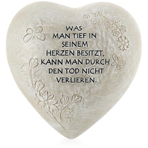 com-four® Grab-Dekoration in Herz-Form - wetterfester Grabschmuck mit Schmetterlingen - verzierter Trauerstein mit Gedenkspruch - Gedenkstein mit Aufschrift
