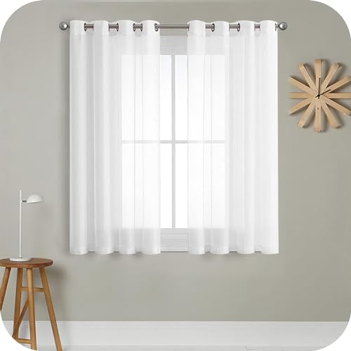 MRTREES Voile Gardinen Vorhang halbtransparent kurz mit Ösen in Leinenoptik Stores Gardinen Schals für Wohnzimmer Schlafzimmer Kinderzimmer Weiß 137×140cm (H×B) 2er Set