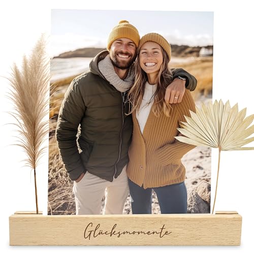 LOViLEE Kartenhalter Hol im 2er Set – Glücksmomente – Kartenständer Holz inkl. Postkarten Download – Fotohalter Holz, Fotoaufsteller, Fotogeschenke, Schön dass es dich gibt Geschenke