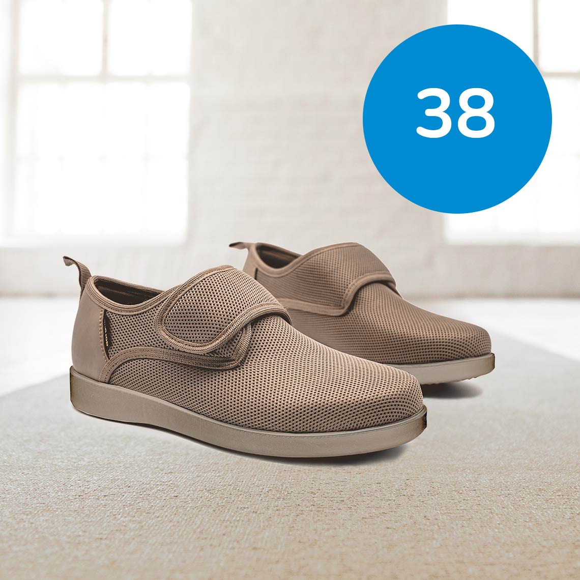 Gold Care Braun unterstützender Schuh