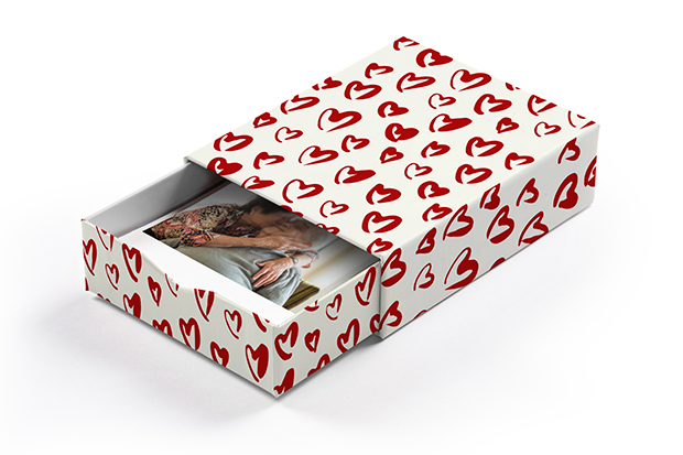 Bilderbox mit 100 Fotos im Design 'Herzklopfen Red'