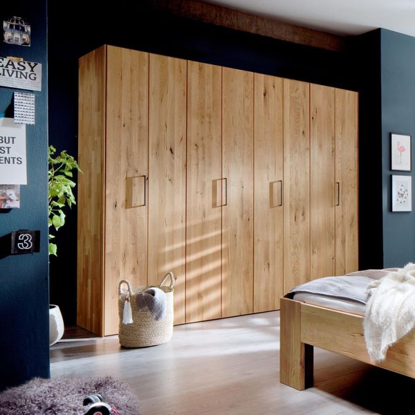 HOMELIV. Falttüren-Kleiderschrank Lisana Wildeiche Massivholz H 216 cm