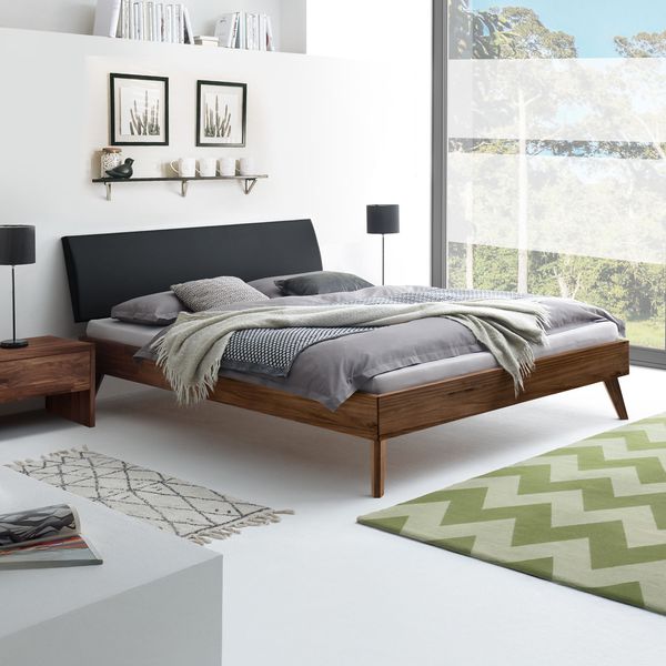 Bett Carman Nussbaum Massivholz