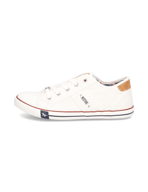 Mustang Canvas Sneaker